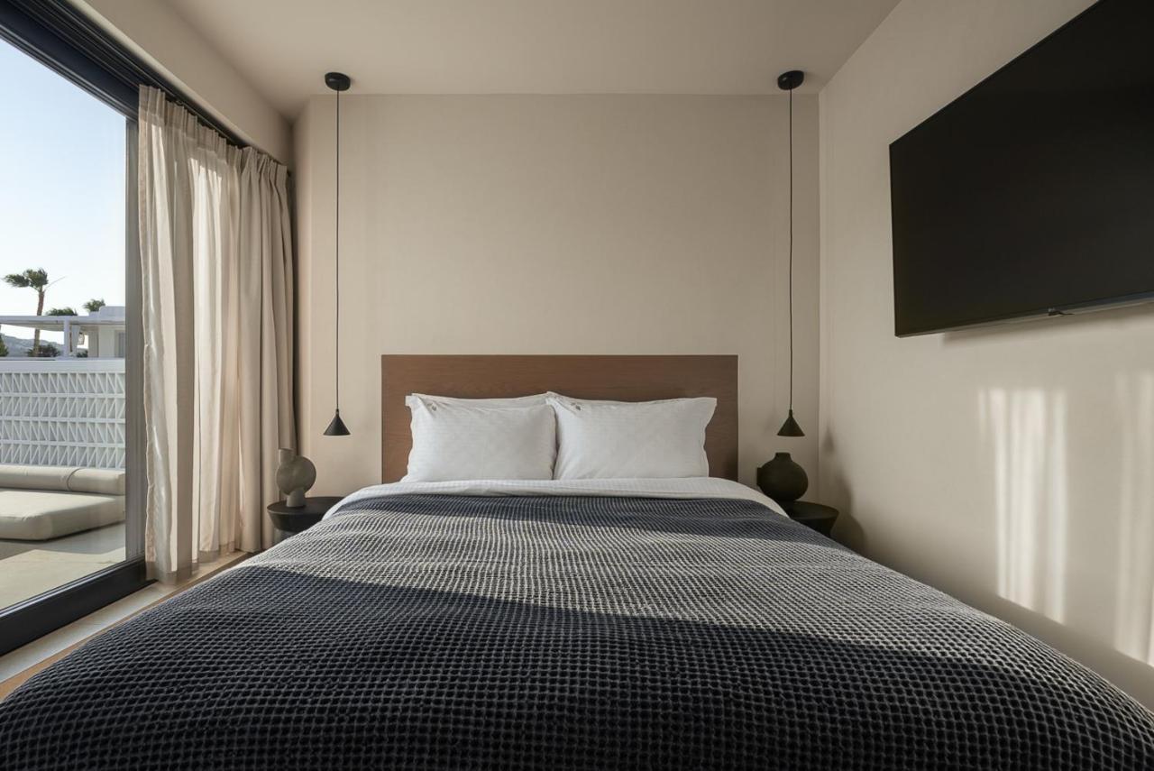 Cubic Mykonos Seafront Design Suites Ornos  Exterior photo